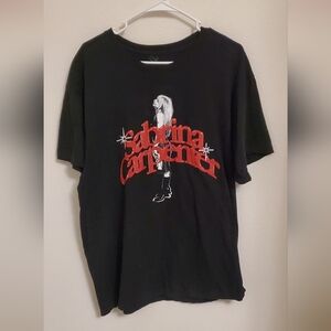Sabrina Carpenter Black Graphic Tee with Red Design Size 2XL